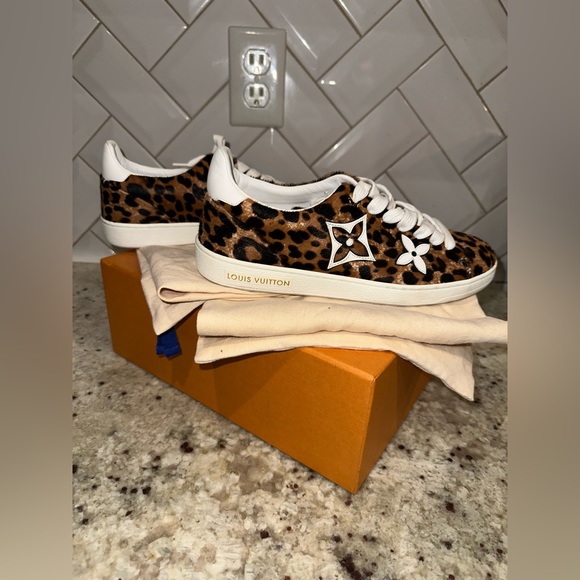 Louis Vuitton Women’s Leopard FrontRow Sneakers - Picture 2 of 14